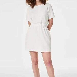 SPANX Spanx - Airessentials Clinched Tee Shirt Dress - powder - XL